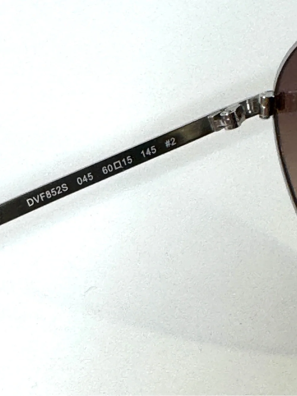 DIANE VON FURSTENBERG Silver Aviator NEW Sunglasses DVF 852S
